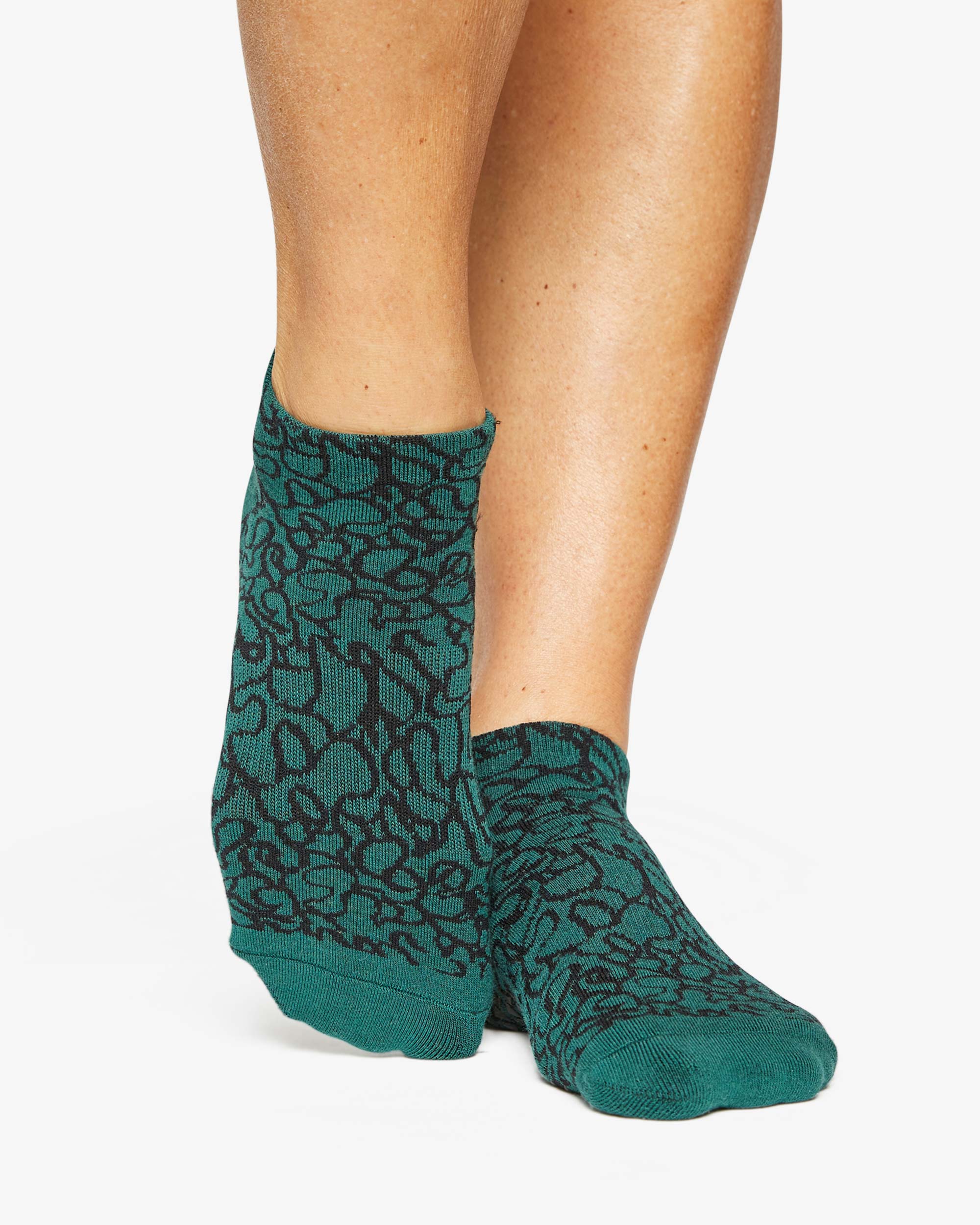 Our best-selling original cushioned grip sock; perfect for barre and pilates.