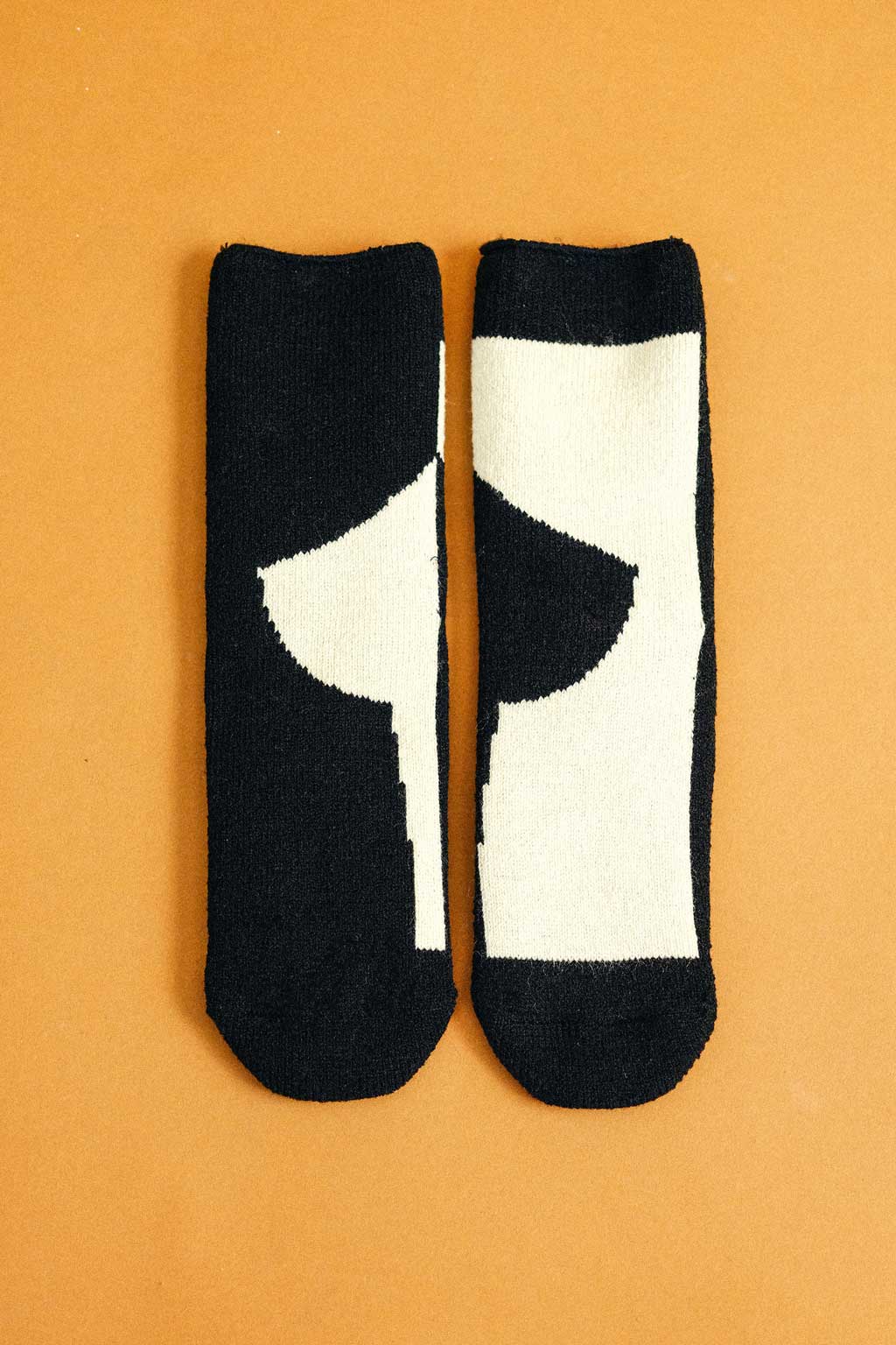Off White-Black comfiest sock - Tailored Union